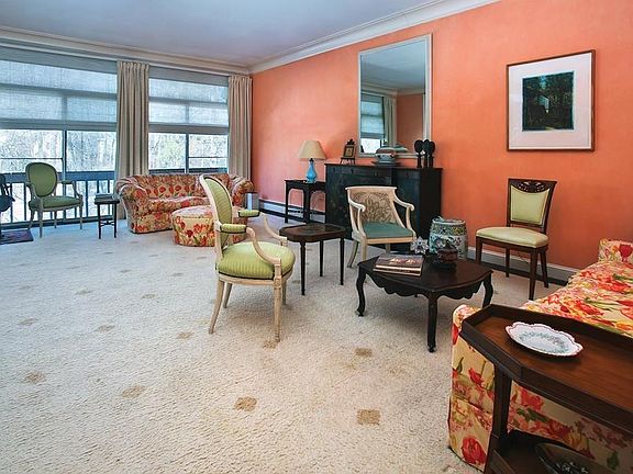 3rd image of 333 Goddard Ave