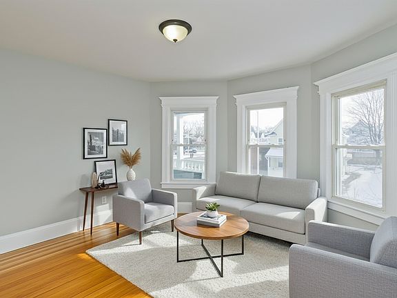 3rd image of 744 Carew St #1