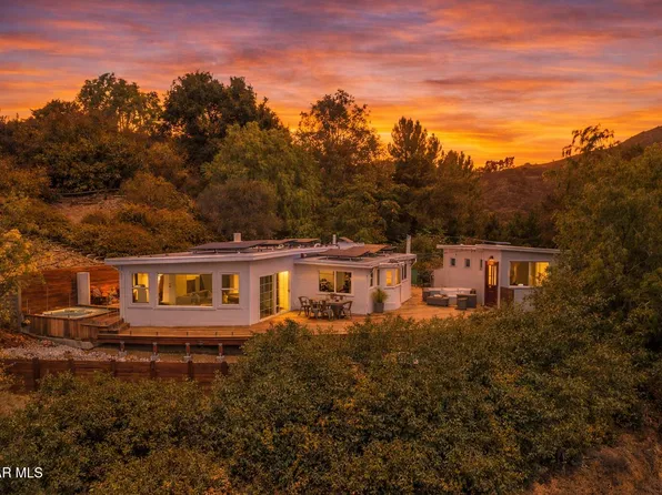 2016 Mount Prospect Dr, Topanga, CA 90290