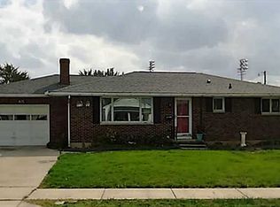 405 Glynwood Ave, Wapakoneta, OH 45895