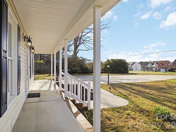 5th image of 509 Baucom Deese Rd