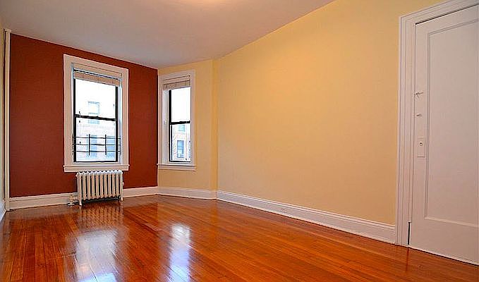 2nd image of 4112 52nd St APT 2