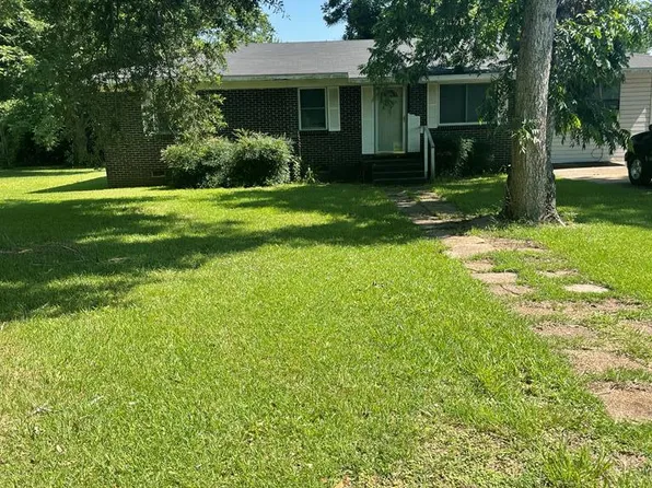 200 3rd St, Brinson, GA 39825