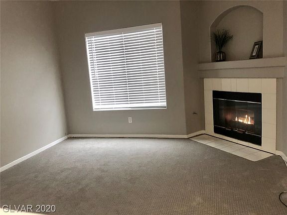 5th image of 2975 Bluegrass Ln APT 224