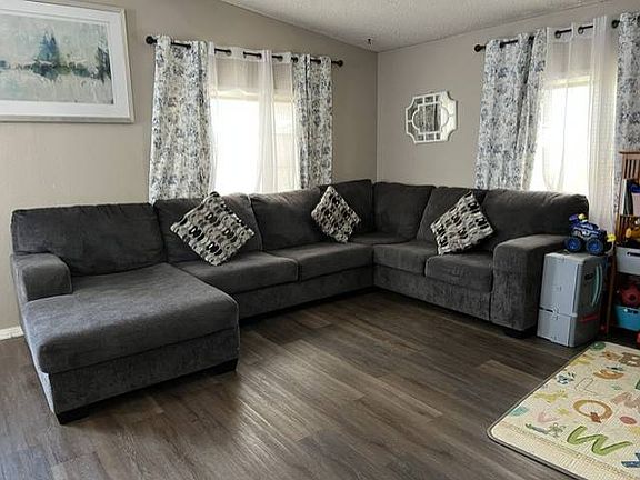 4th image of 144 Villa Park Way