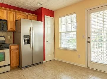 4th image of 301 Hiawassee Dr