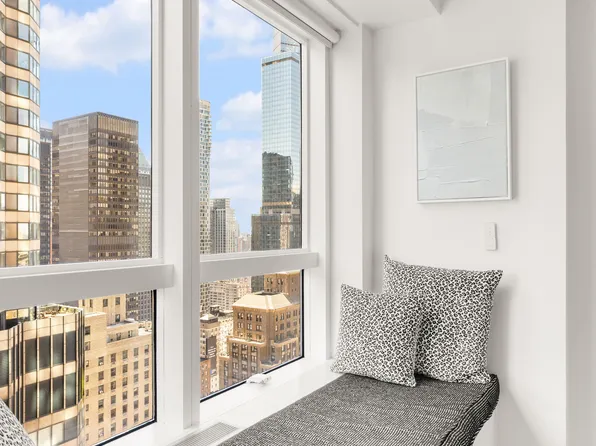 146 West 57th Street image 9 of 14