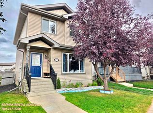 5807 203rd St NW, Edmonton, AB T6M 2Z3