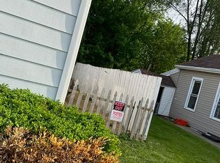 1112 Monroe St, Quincy, IL 62301