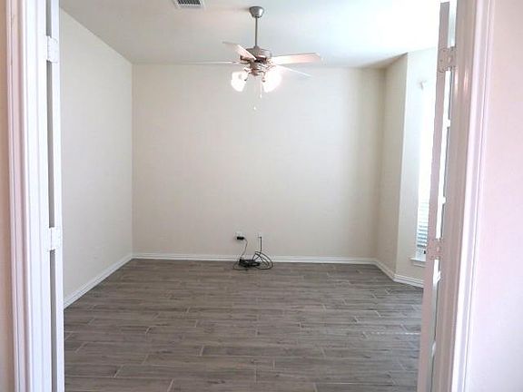 3rd image of 1927 Willow Rock Way