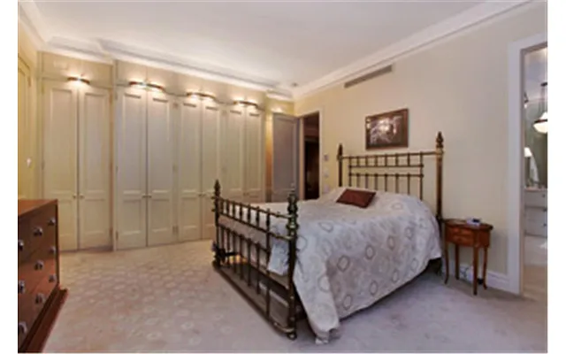 Sold by Douglas Elliman | media 16