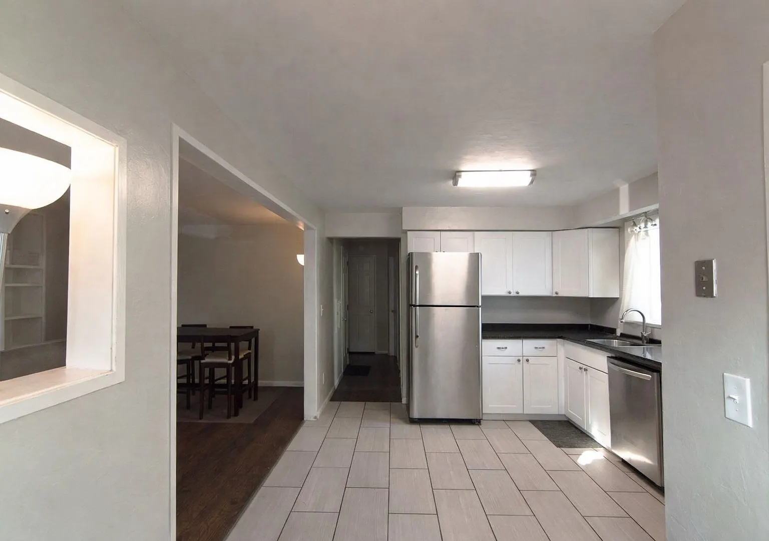 605 S Aurora Street — Photo 3