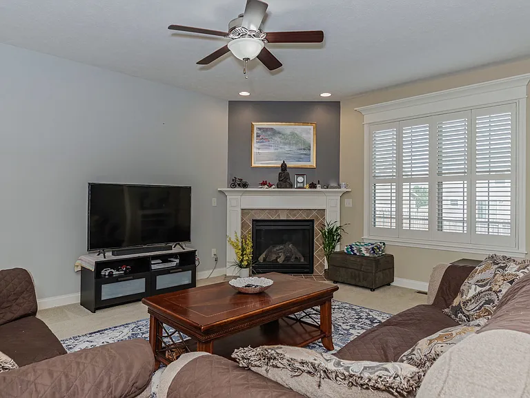 1031 Homestead Dr — Photo 19