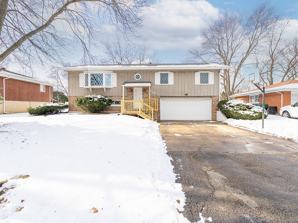 1st image of 319 Arrowhead Dr