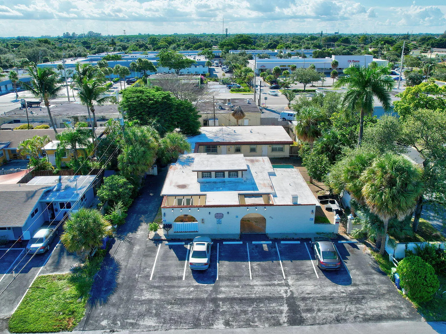 1 bed, 1.0 bath, 977 sqft, $1,650 — Photo 3