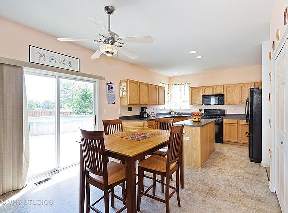 5th image of 1750 Newport Ln