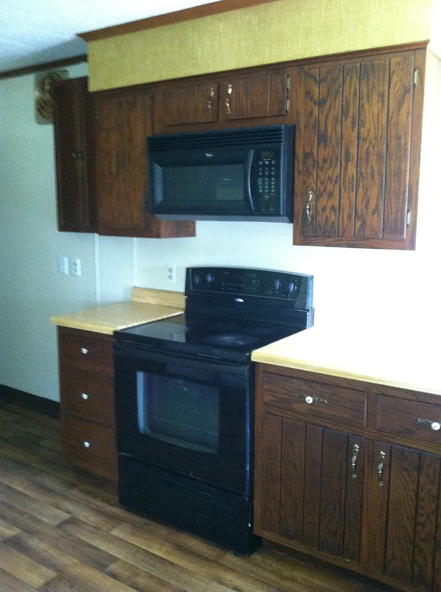 1306 Country Club Rd photo 1