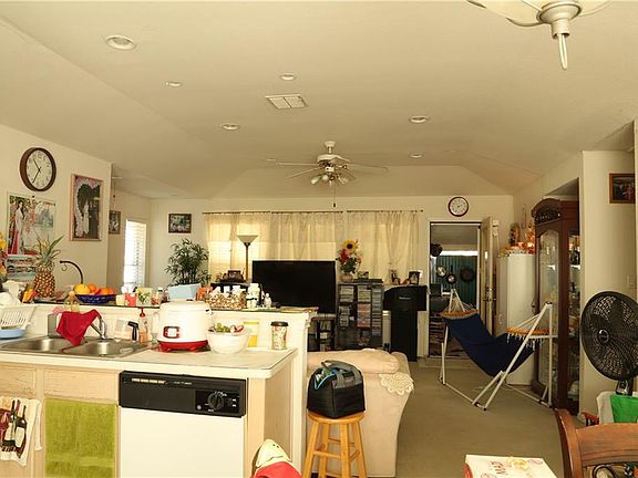 5th image of 1501 Cindy Ct
