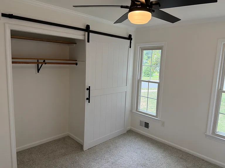 8001 Pyracantha Ct — Photo 22