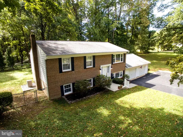 2901 5th St, Owings, MD 20736