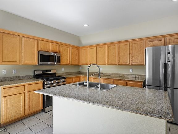 5th image of 1024 Larkspur Point Ct