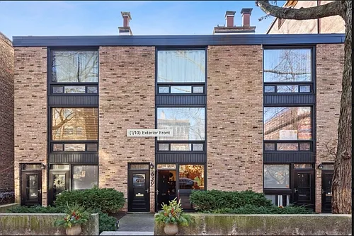 639 W Wellington Ave #4 Photo 1