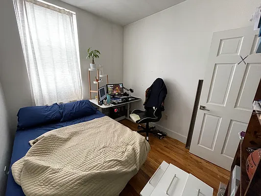 Rented by Massada Home Sales Inc | media 11