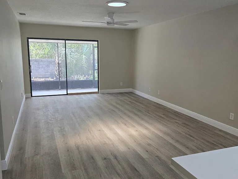 189 Seawind Dr #13 — Photo 7