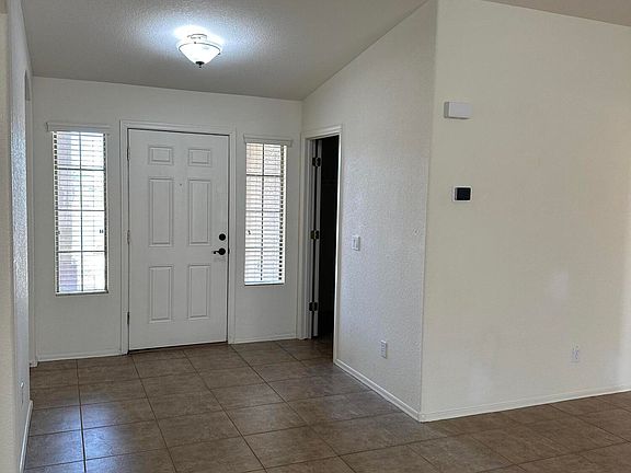 5th image of 2101 S MERIDIAN Road #172