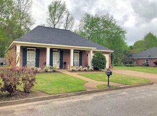 458 Pinehurst Dr, Meridian, MS 39305