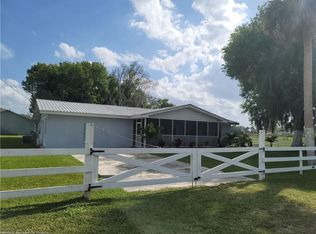 337 Meadow Ln, Lorida, FL 33857