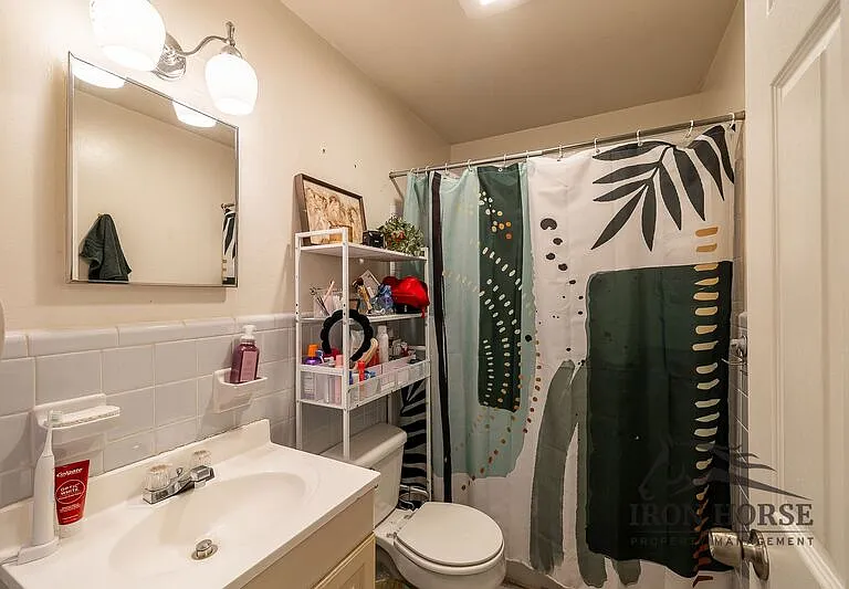 2021 S Lumpkin St — Photo 14