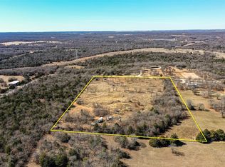 594 Carter Lake Dr, Bowie, TX 76230