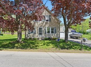 51 Old Belgrade Ave, Oakland, ME 04963