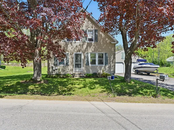 51 Old Belgrade Avenue, Oakland, ME 04963