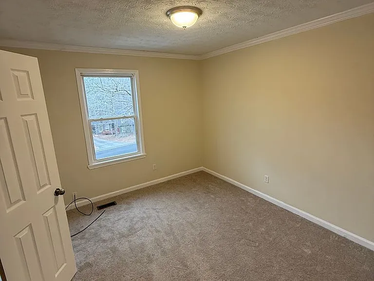 200 Beverly Park Ct — Photo 8