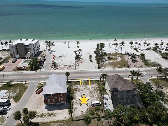 3rd image of 4341 Estero Blvd