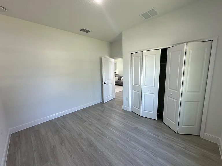 8165 N Santos Dr — Photo 13