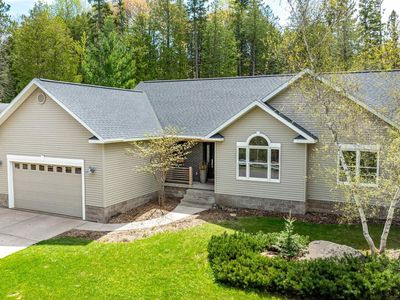 303 7th Ave, Houghton, MI, 49931