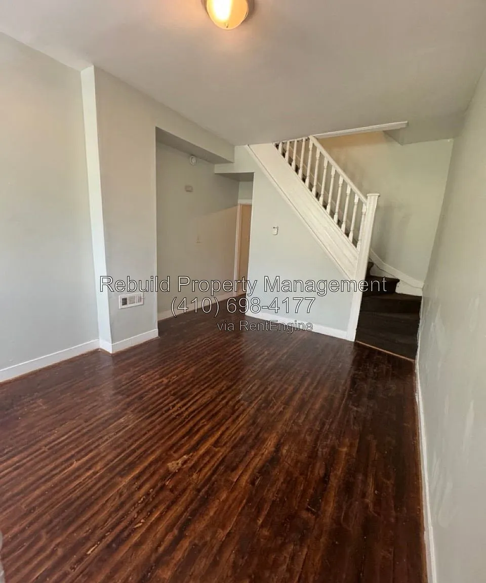 2 bed, 1.0 bath, $1,600 — Photo 3