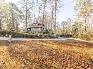 2697 Carriage Ct, Macon, GA 31216