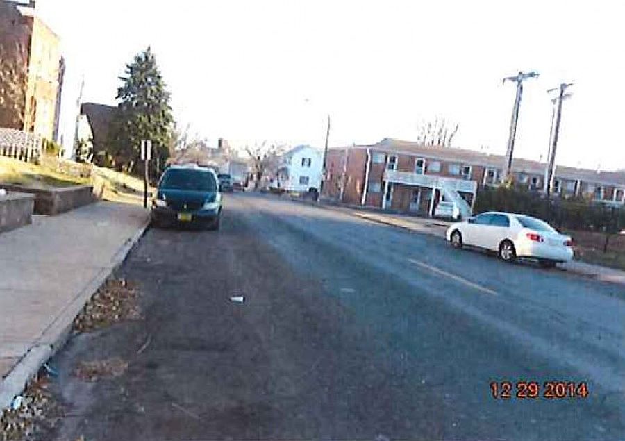 2nd image of 4255 Meramec St
