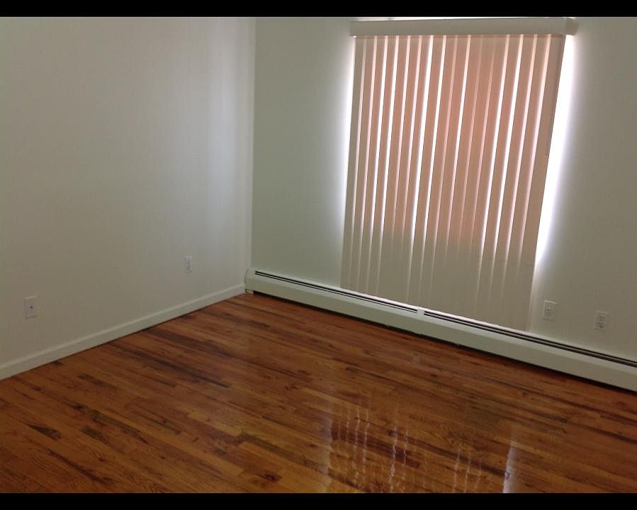 1st image of 10416 217th St