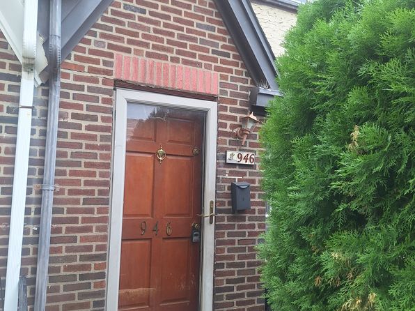 946 Brill St #4