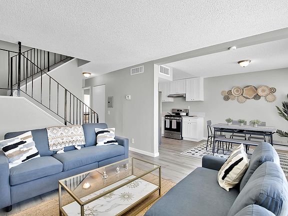 3rd image of 82451 John Nobles Ave APT 21