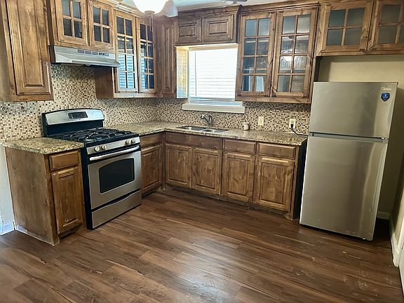 5th image of 4236 Comanche St
