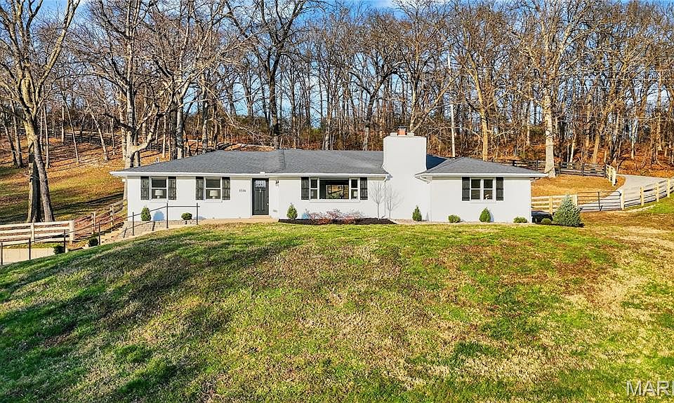 1st image of 1336 Pond Rd
