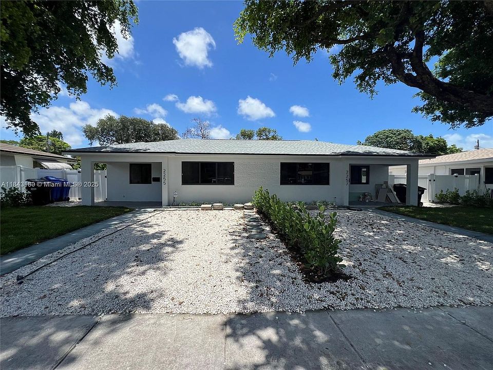 1st image of 2255 NE 173rd St #2255