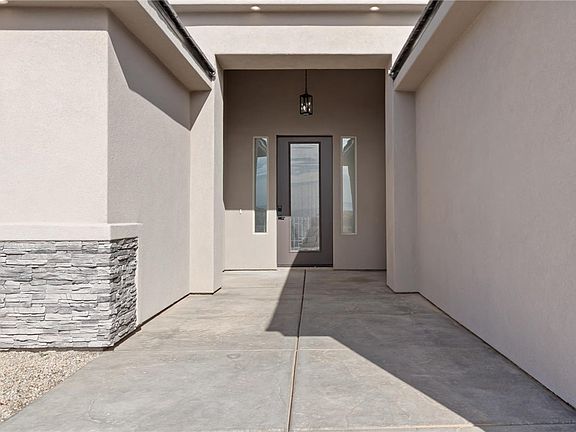 5th image of 2033 Mesa Amarilla Place