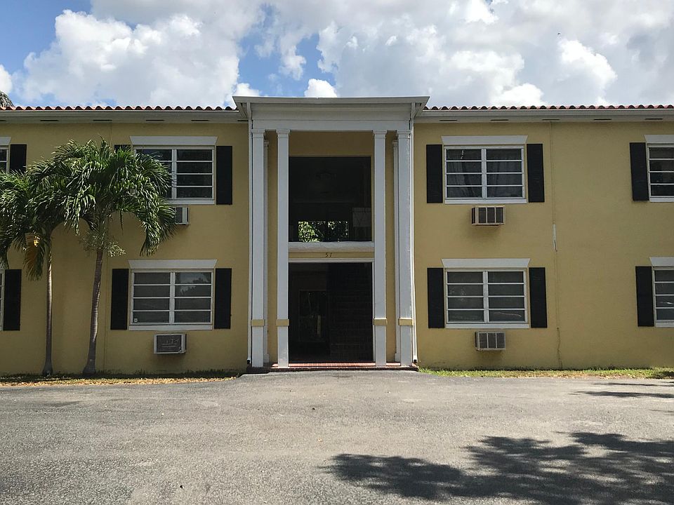 1st image of 51 Edgewater Dr APT 1